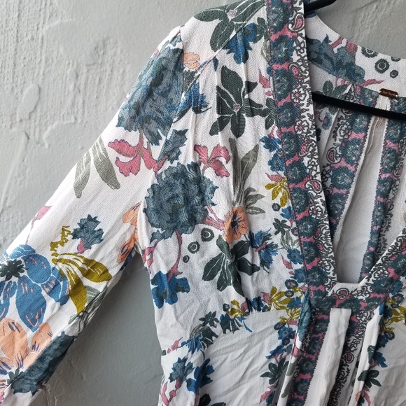 Free People white floral tunic 2 - Picture 3 of 8